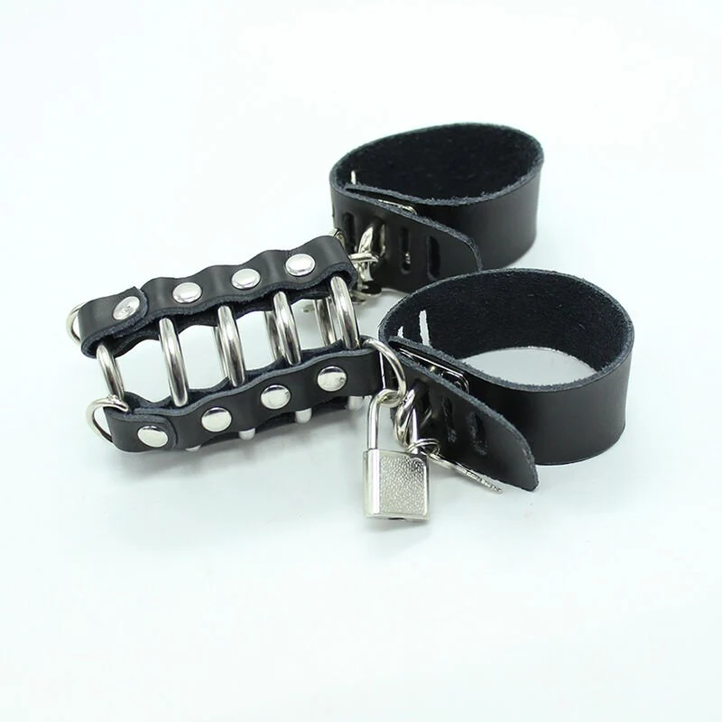 Set di Accessori Fetish Ohmama Metallo e Cinghie Regolabili