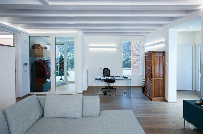 Telecomando nero 1 zona RF con tasti dimmer per Strip LED monocromatiche