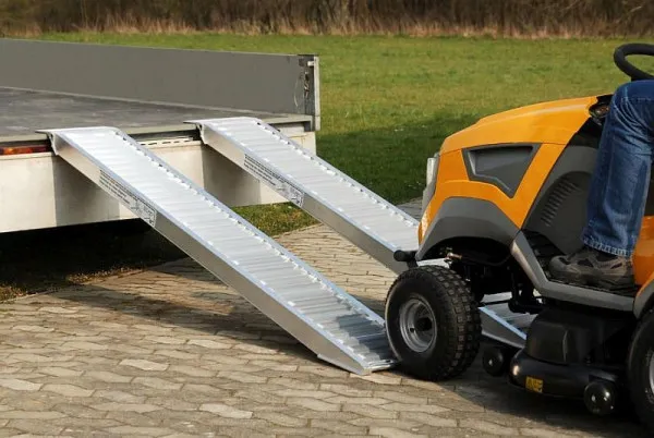 Binari di carico Altec AVS130OR lunghezza: 3590 mm larghezza: 420 mm conf: 1 paio 13001009