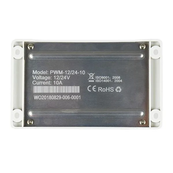 Regolatore di carica Offgridtec PWM Pro 12V/24V 10A porta USB 1-01-010910