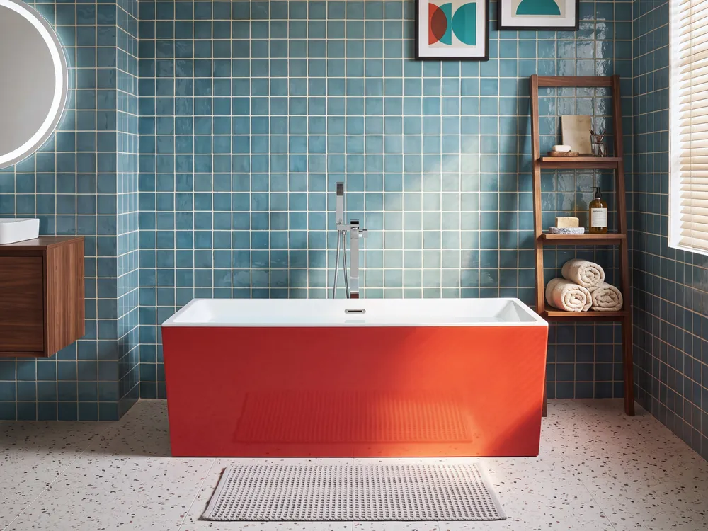 Freestanding Bath 1700 x 810 mm Red RIOS