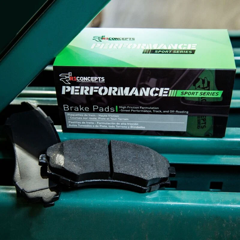 R1 23-24 Nissan Z (w/Akebono 4 Piston Calipers) Front R1 Performance Sport Pads & Hardware Kit