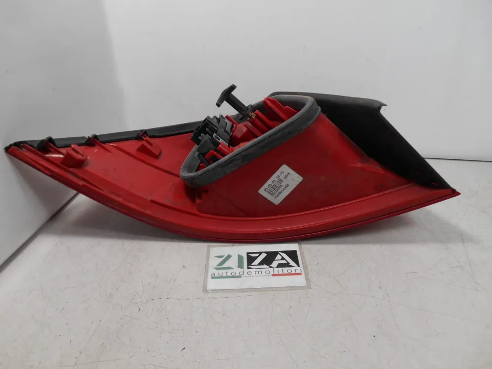 Faro Fanale Posteriore Esterno Destro Renault Vel Satis 2003 8200014360