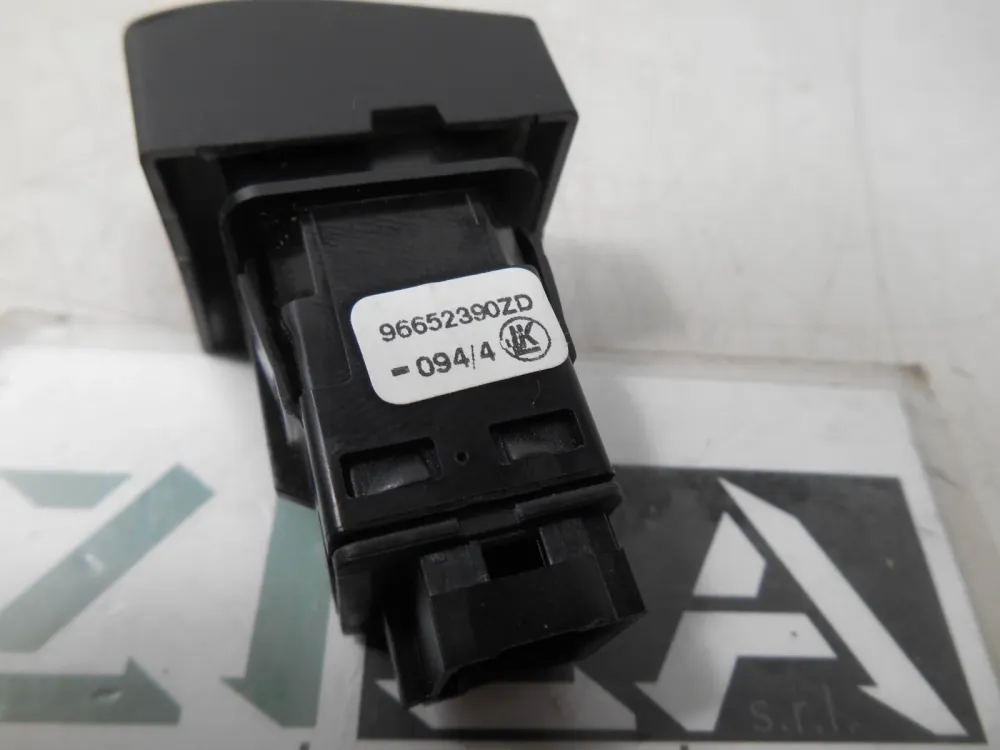 Pulsante Blocco Porte Peugeot 3008 I Rest. 2014 96652390ZD