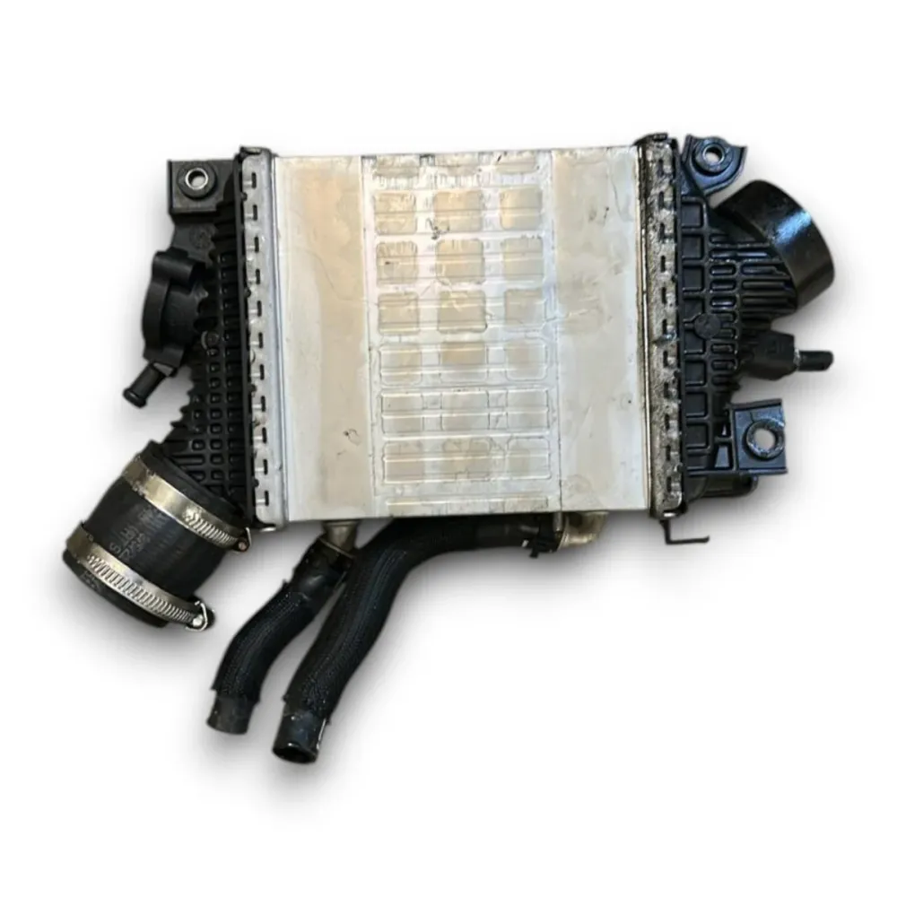 Radiatore / intercooler Audi Q8 059145803p 3.0 hybrid / diesel (2018 > )