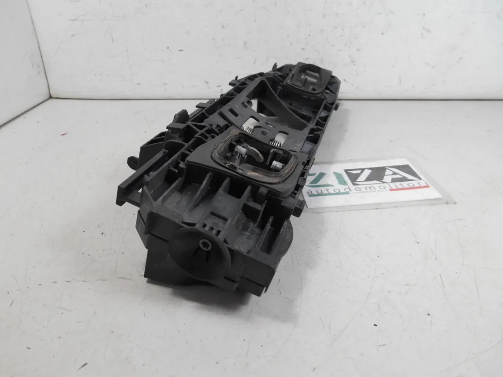 Supporto Maniglia Anteriore Sinistra Mercedes W205 S205 2016 A0997601500