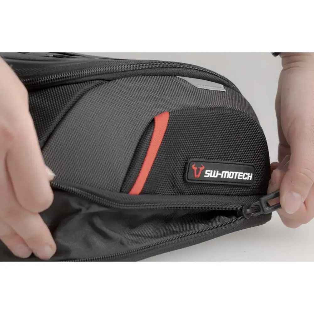 SW-Motech Zainetto Pro Daypack da 6-9 litri con fissaggio magnetico