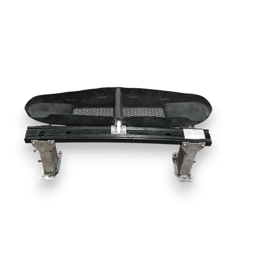 Traversa paraurti anteriore maserati grecale cod:06701574660e (2022-)