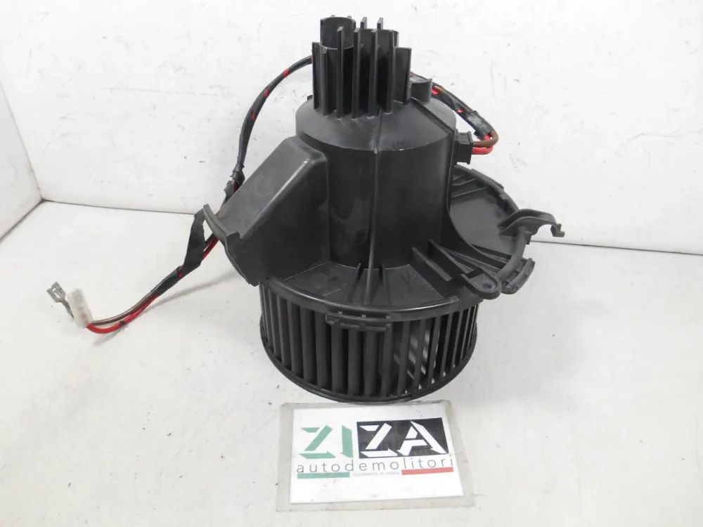 Ventola Riscaldamento Abitacolo Opel Zafira B 2011 D8087000 A3370