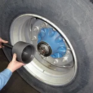 KS Tools Estrattore per mozzi ruota diametro AG M155x3mm per veicoli commerciali 450.0004