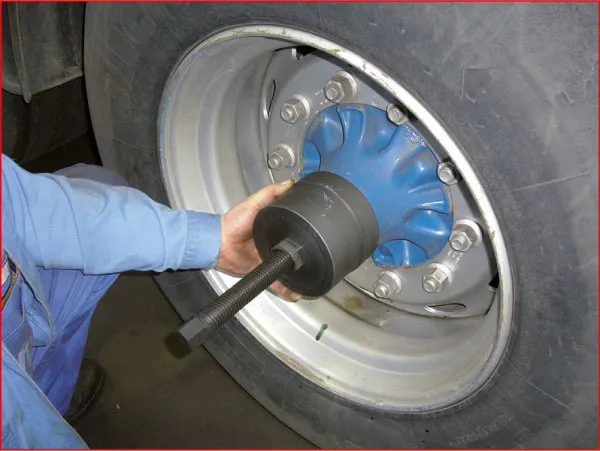 KS Tools Estrattore per mozzi ruota diametro AG M155x3mm per veicoli commerciali 450.0004